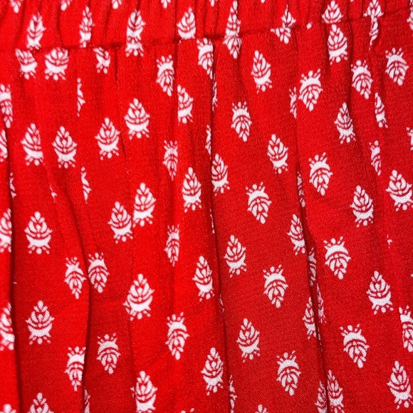 Gianni Bini Layered Shorts Red White Paisley Size Medium Boho Flowy Summer - Picture 3 of 7